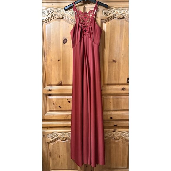 Vintage 70s ILGWU Rust Red Maxi Dress Boho Lace Front Flowy Gown XS Small - Picture 1 of 10